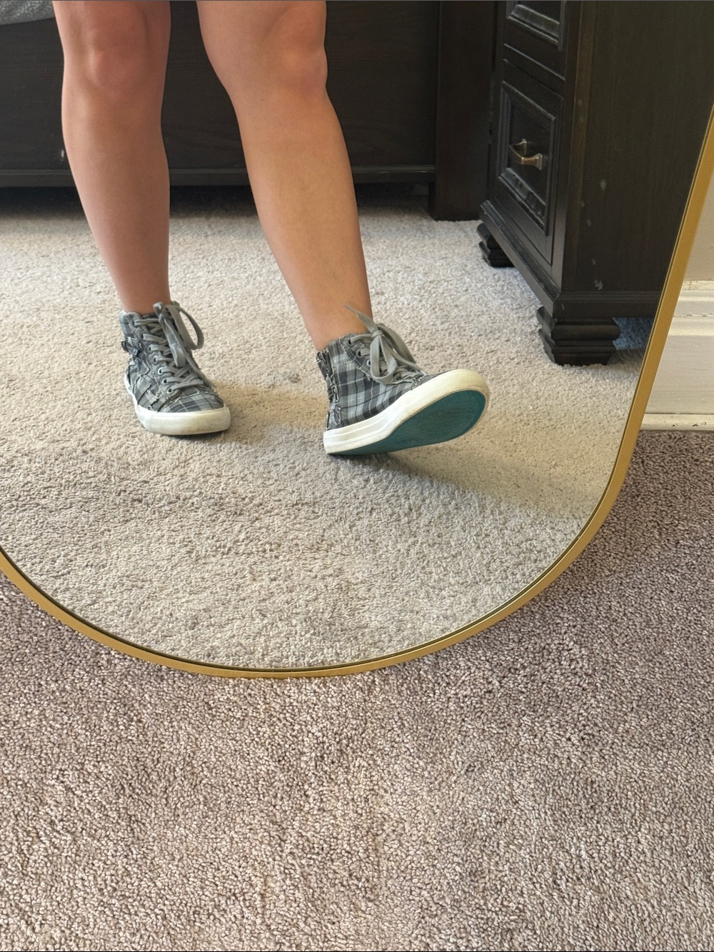 Women’s High-Top Plaid Sneakers in Gray